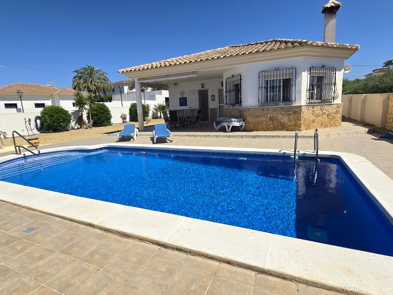 Villa for sale in Arboleas