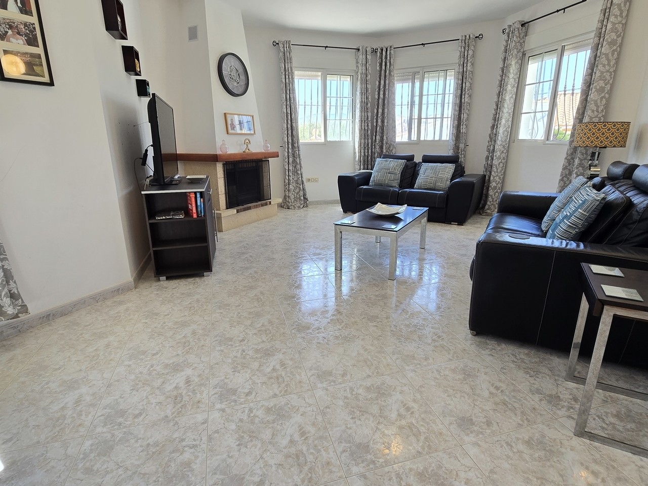 Villa for sale in Arboleas