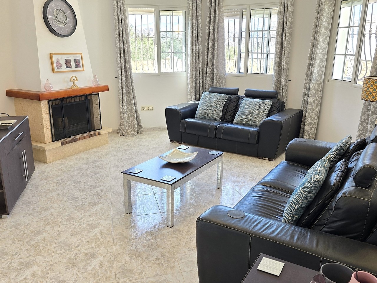 Villa for sale in Arboleas