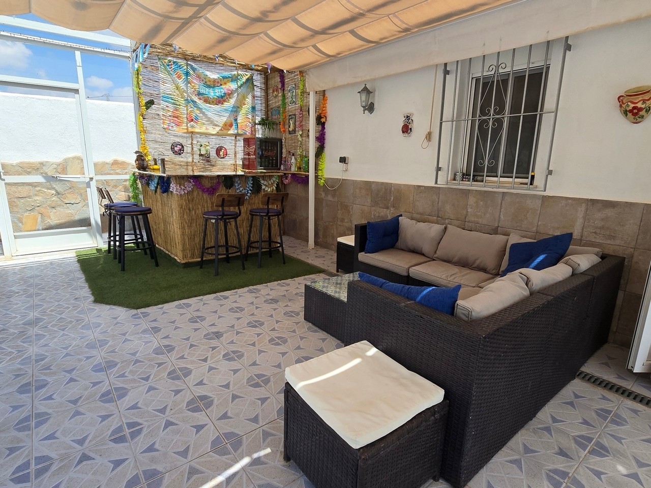 Villa for sale in Zurgena