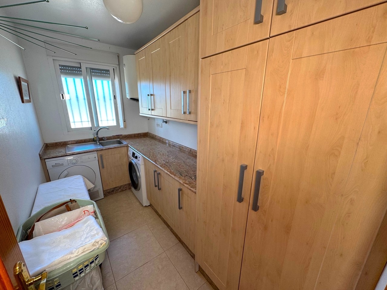 Villa for sale in Puerto Lumbreras