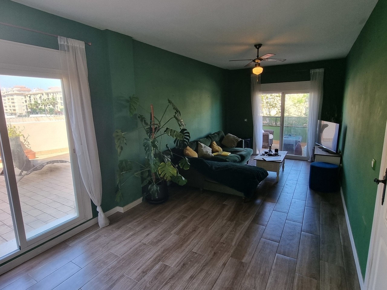 Apartment for sale in Manilva