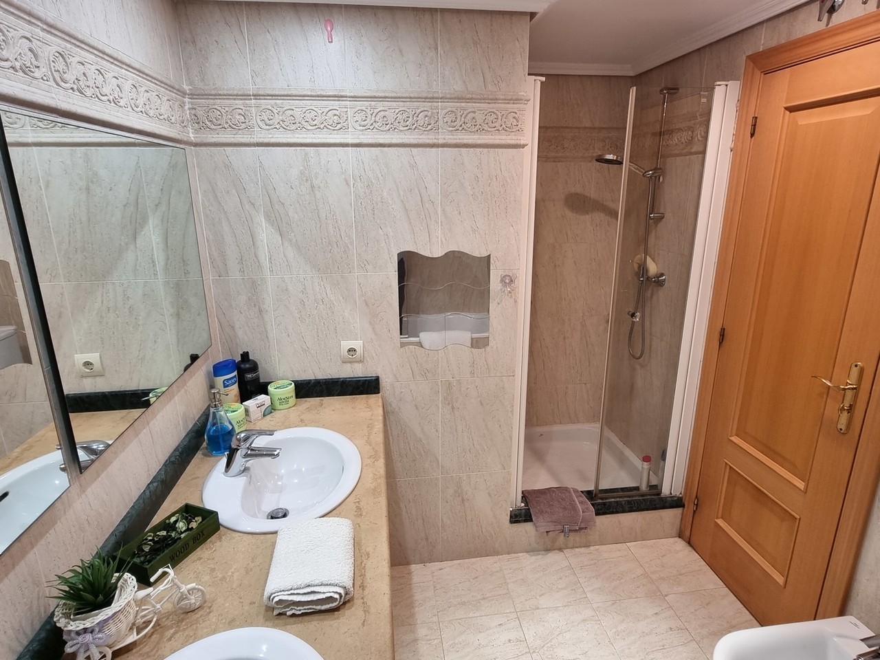 DP-17-B2488-16 Apartment for sale in Estepona