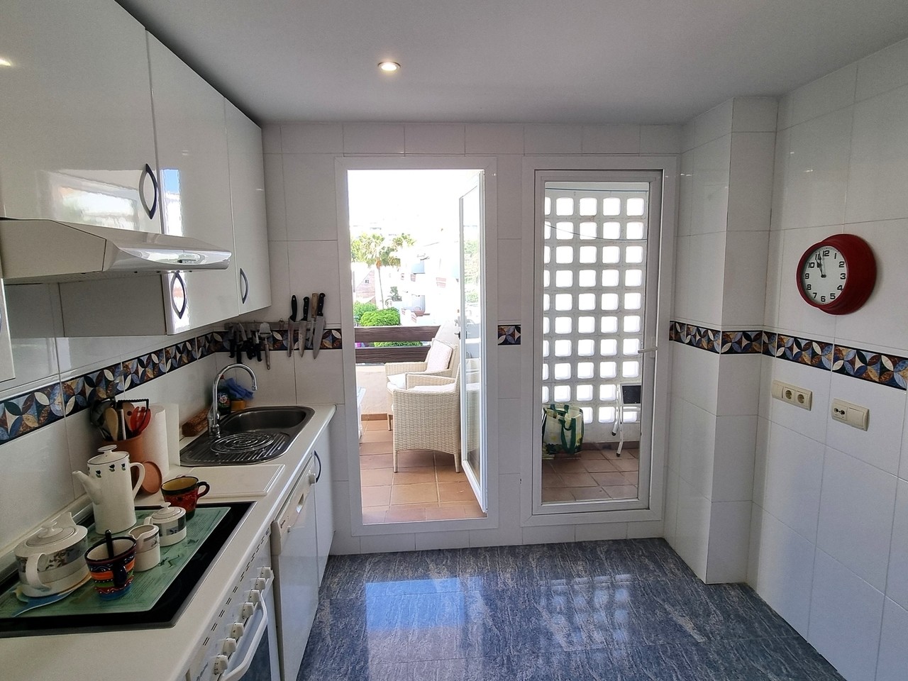 DP-17-B2488-3 Apartment for sale in Estepona