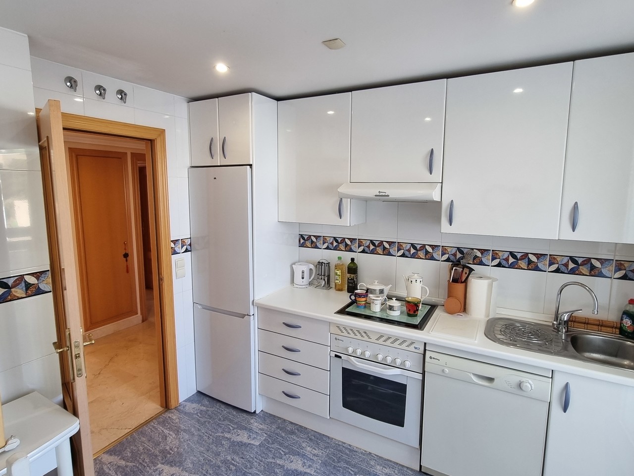 DP-17-B2488-8 Apartment for sale in Estepona