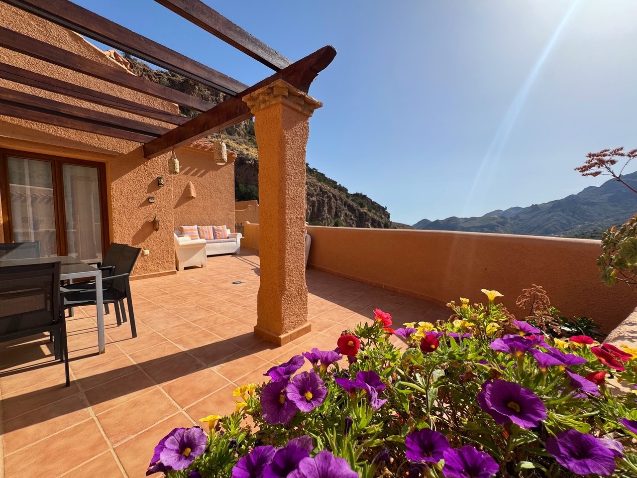 Villa for sale in Turre