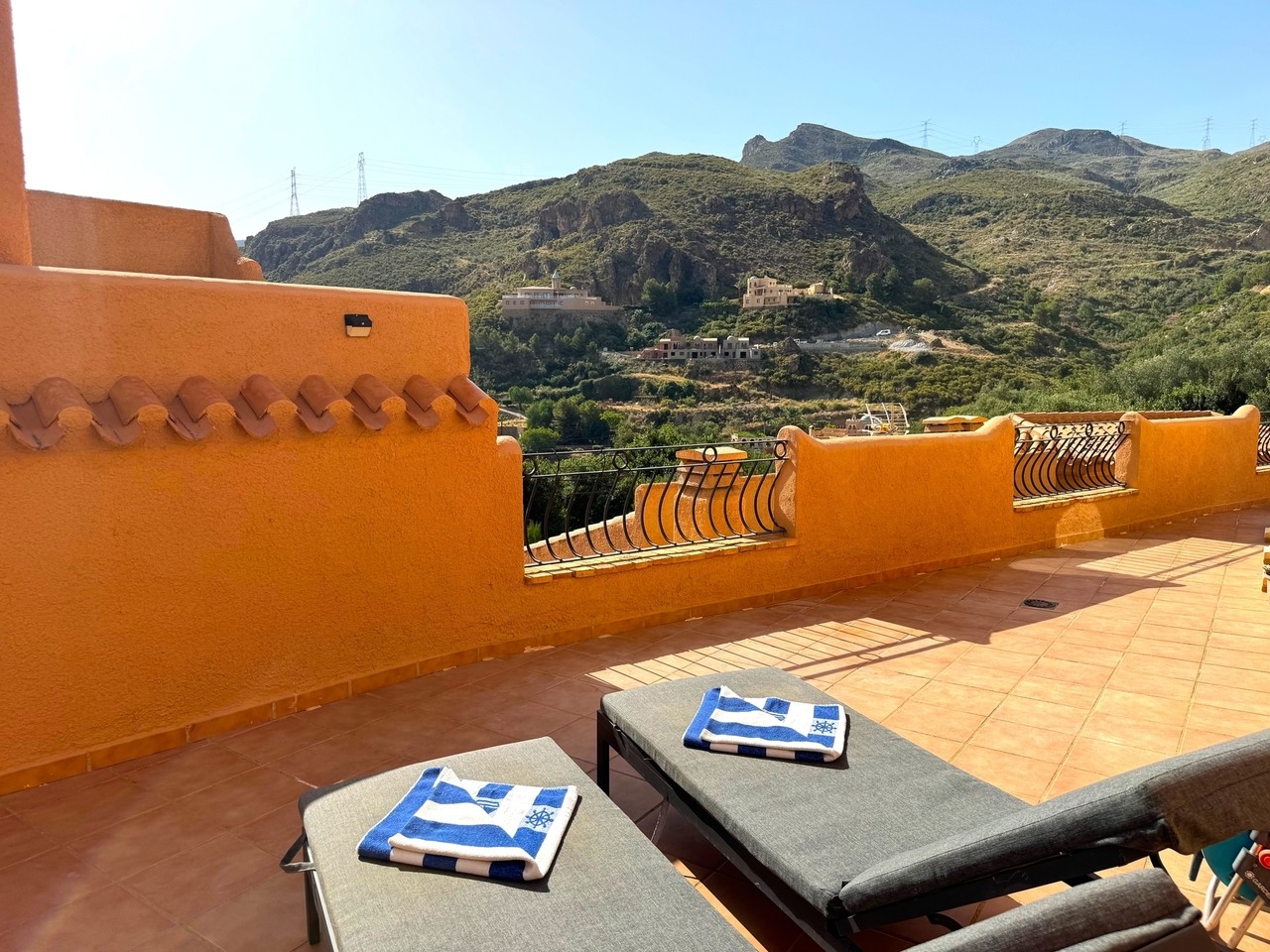Villa for sale in Turre