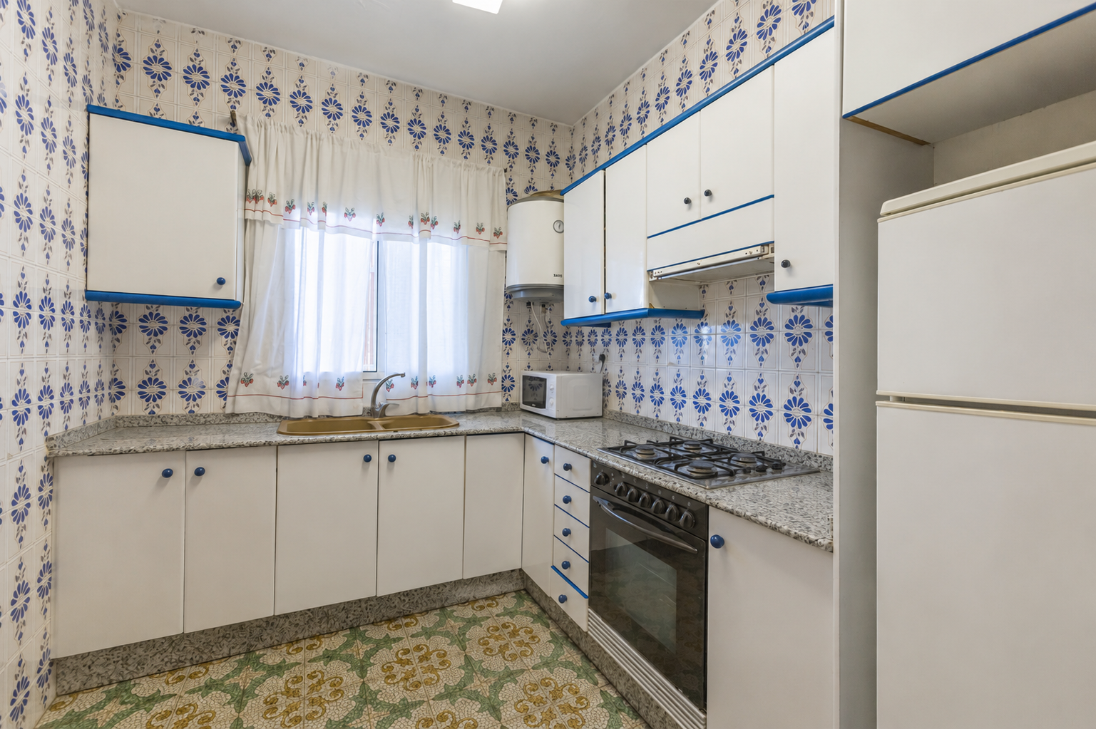Villa for sale in Riba-Roja de Túria