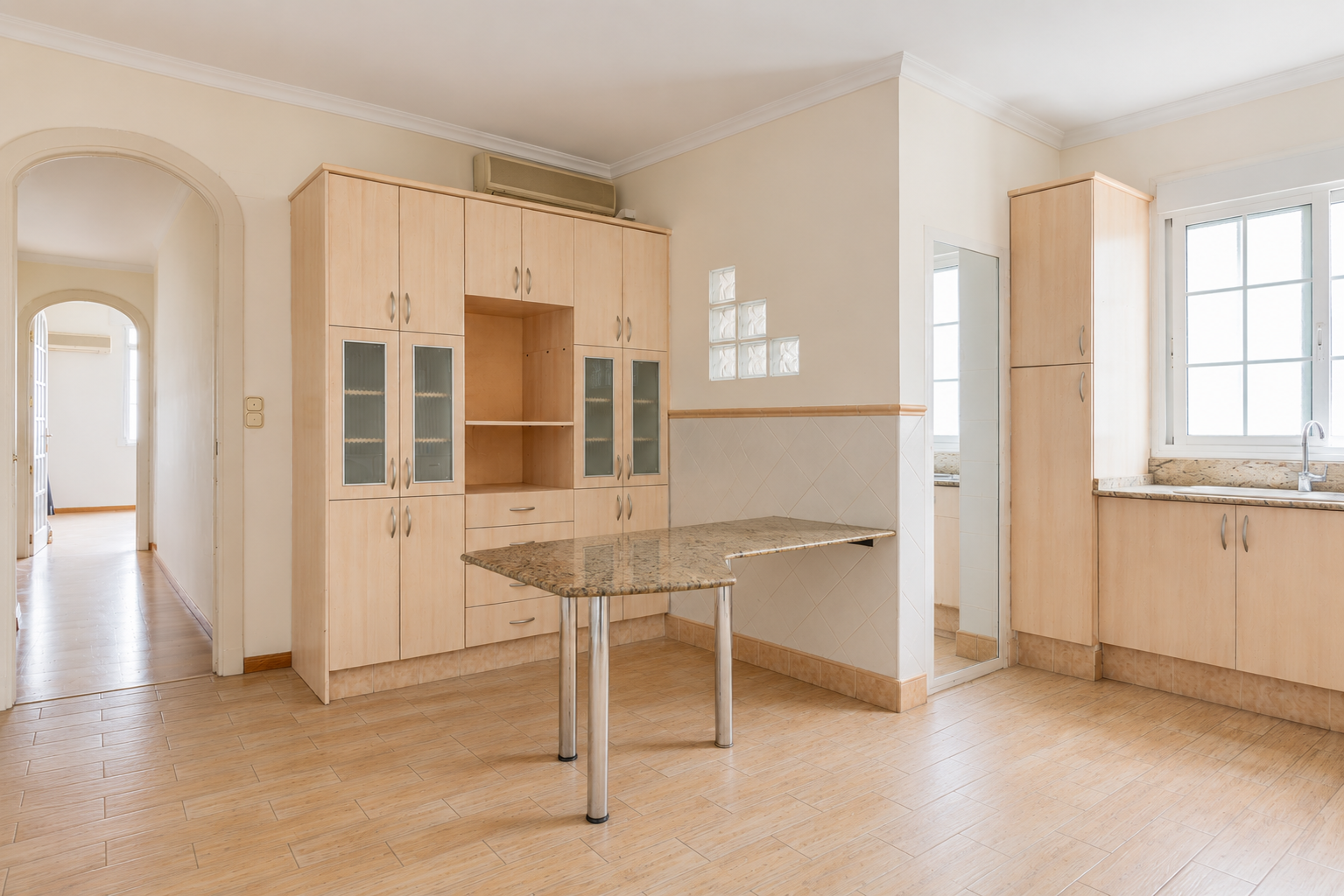 DP-18-CG1219-8 Apartment for sale in Valencia
