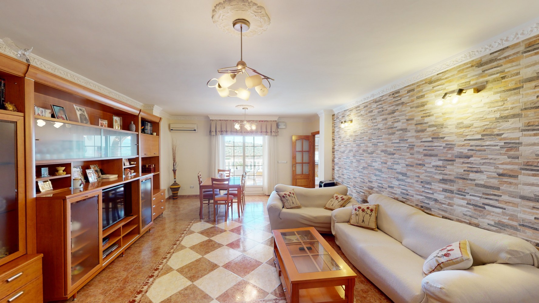 DP-26-5580-18 Villa for sale in Alcaucín