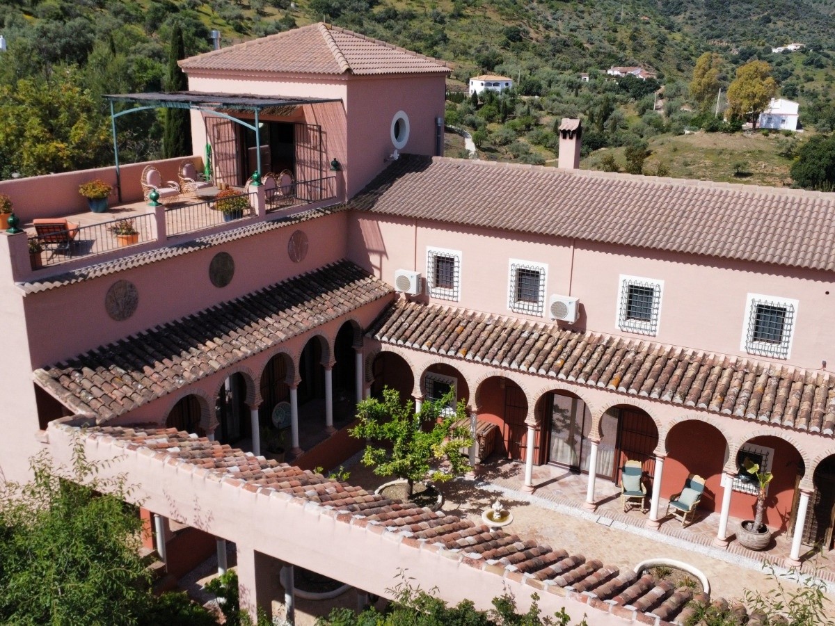 DP-26-6291-11 Villa for sale in Comares