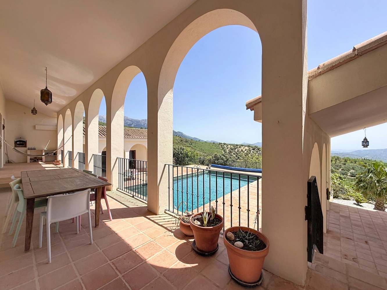 DP-26-6294-17 Villa for sale in Alcaucín