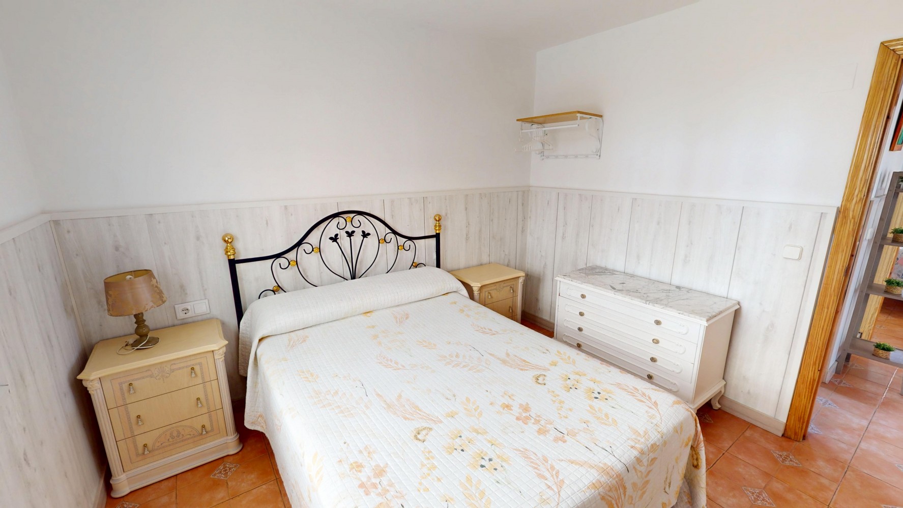 Villa for sale in Sayalonga