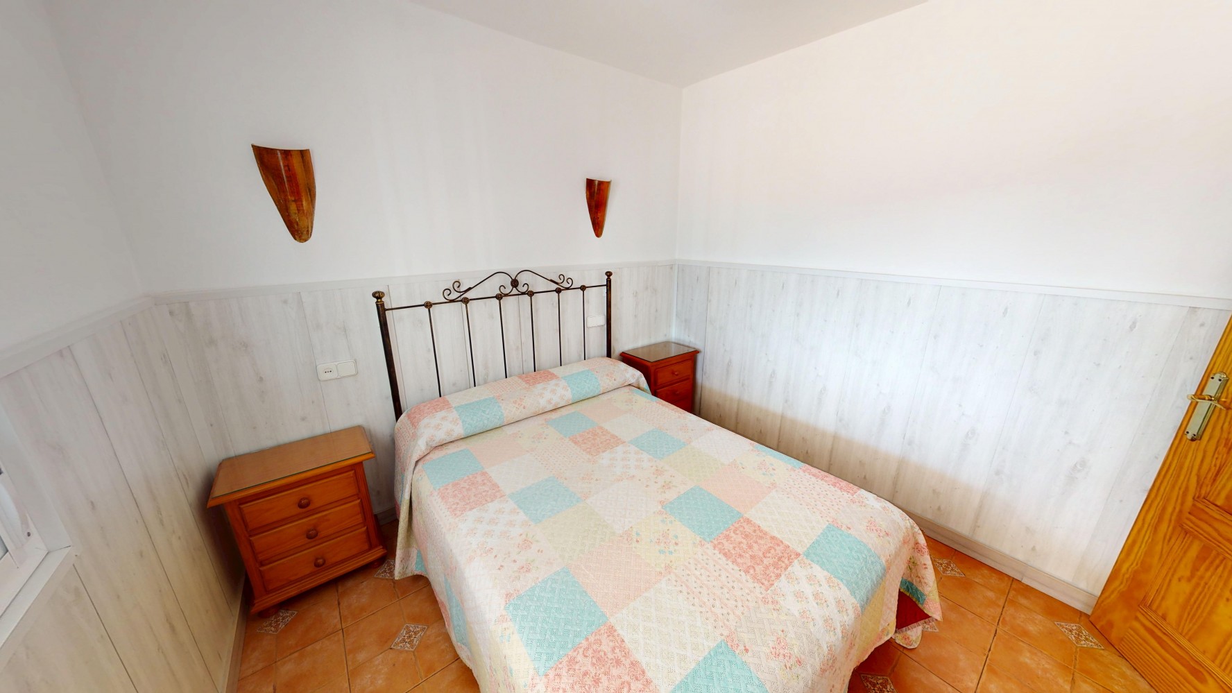 Villa for sale in Sayalonga