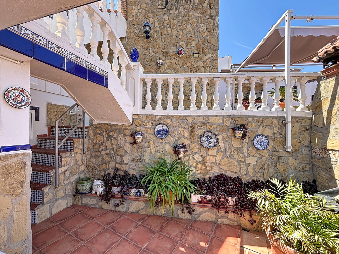 DP-26-6302-10 Villa for sale in Torrox Costa