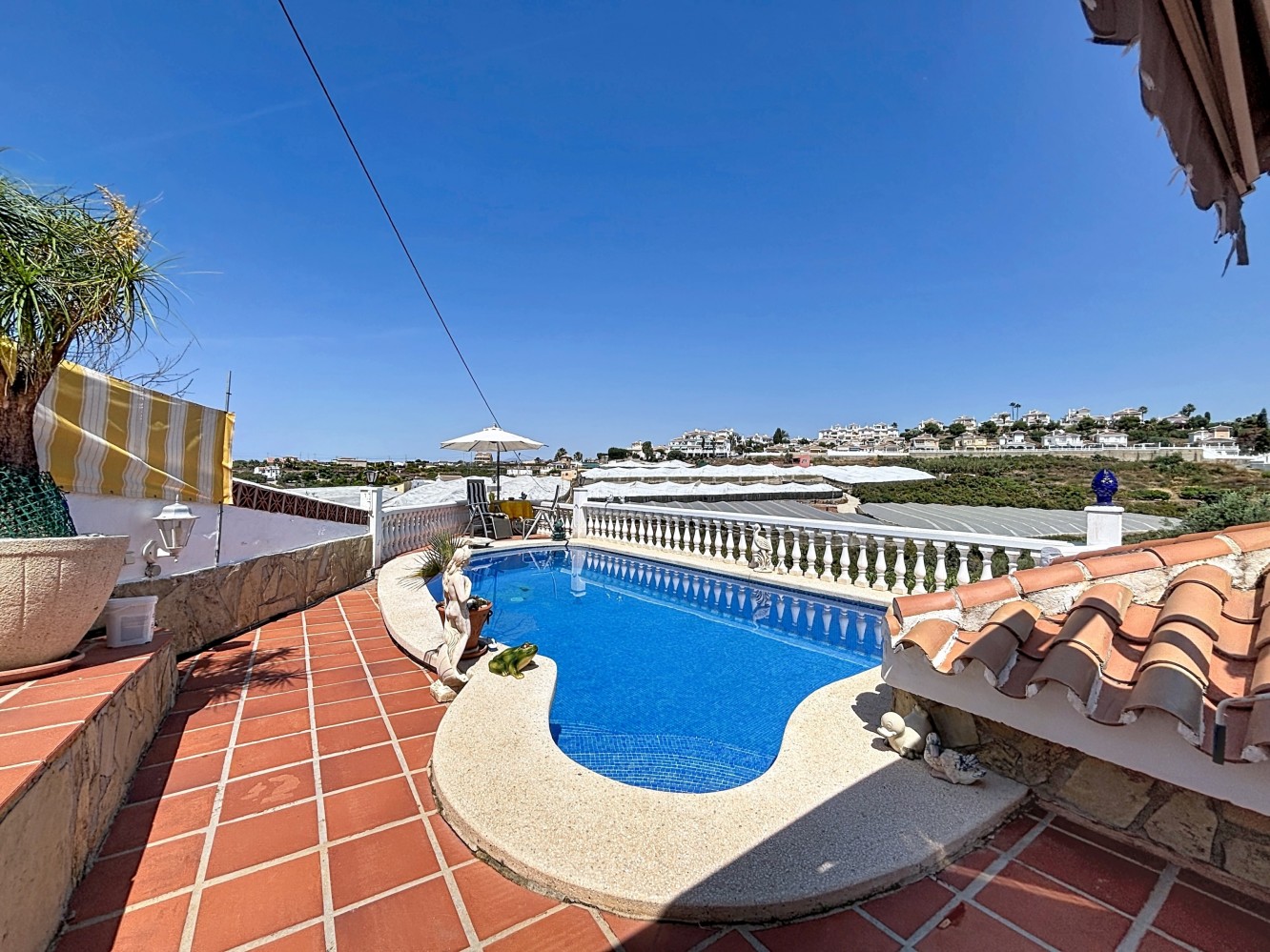 DP-26-6302-17 Villa for sale in Torrox Costa