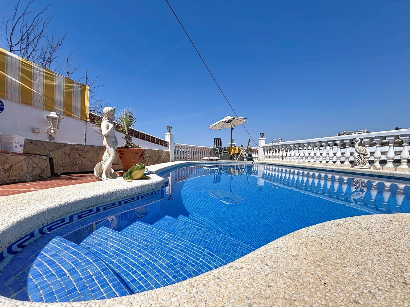 DP-26-6302-19 Villa for sale in Torrox Costa