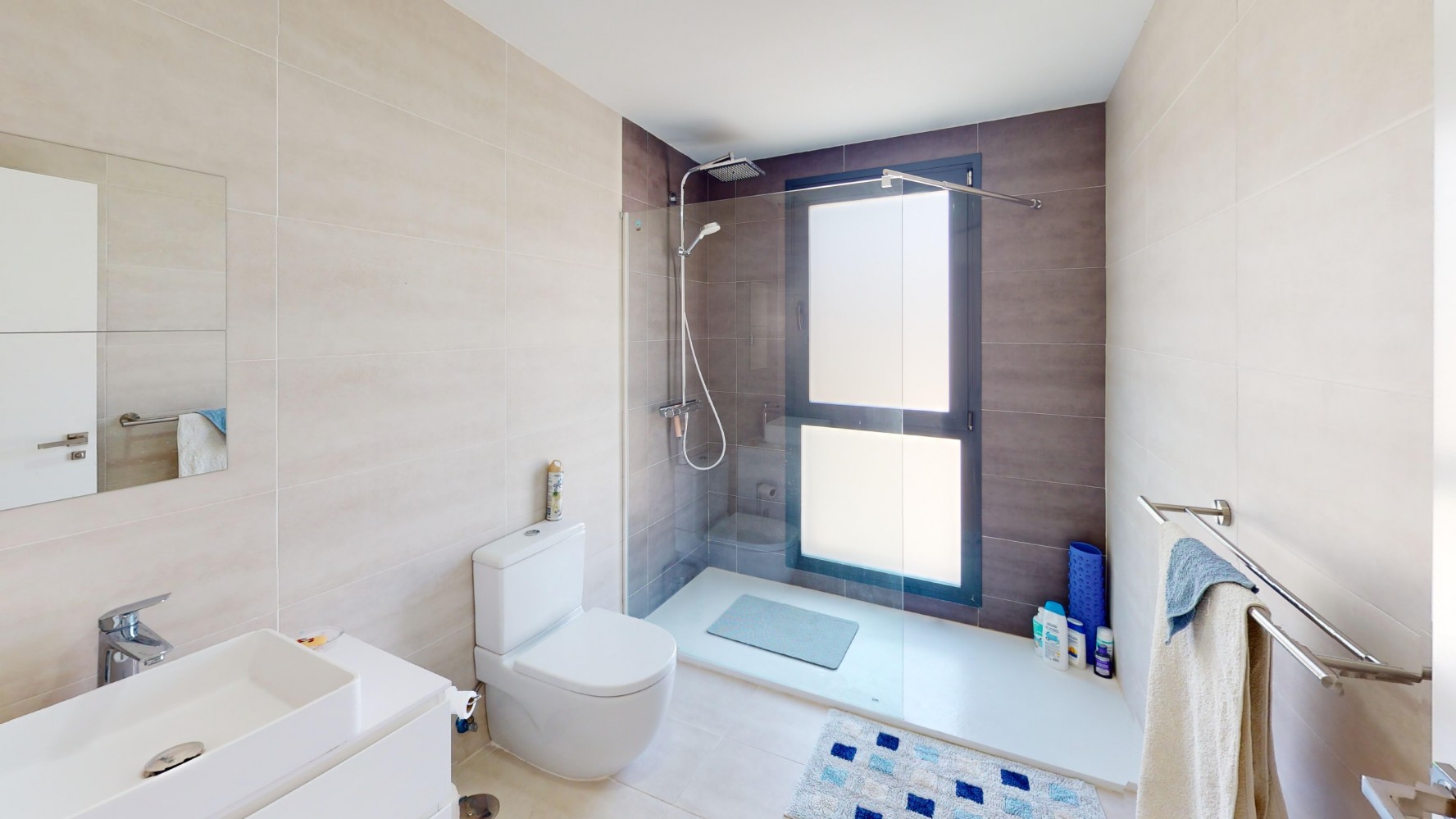 DP-26-6307-20 Apartment for sale in Caleta de Vélez