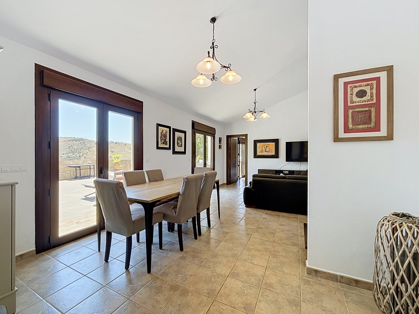 Villa for sale in Canillas de Aceituno