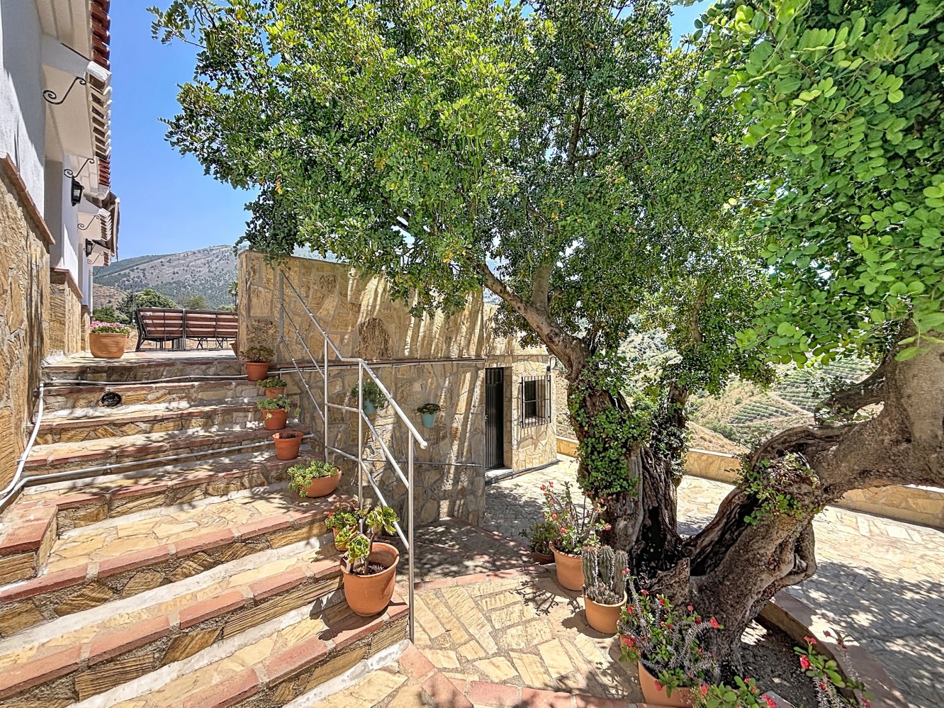 Villa for sale in Canillas de Aceituno