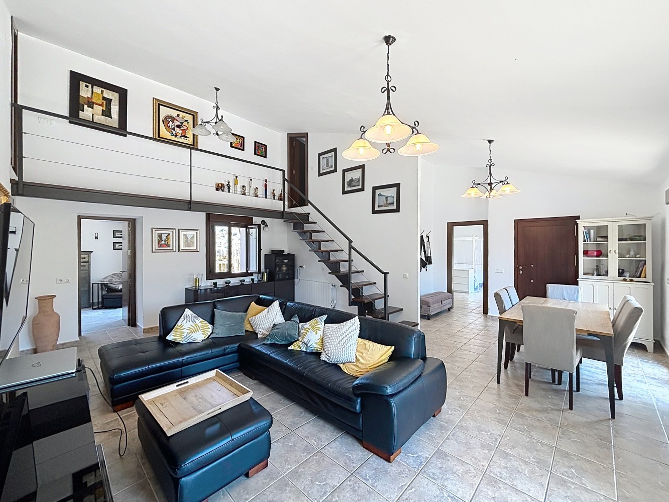 Villa for sale in Canillas de Aceituno