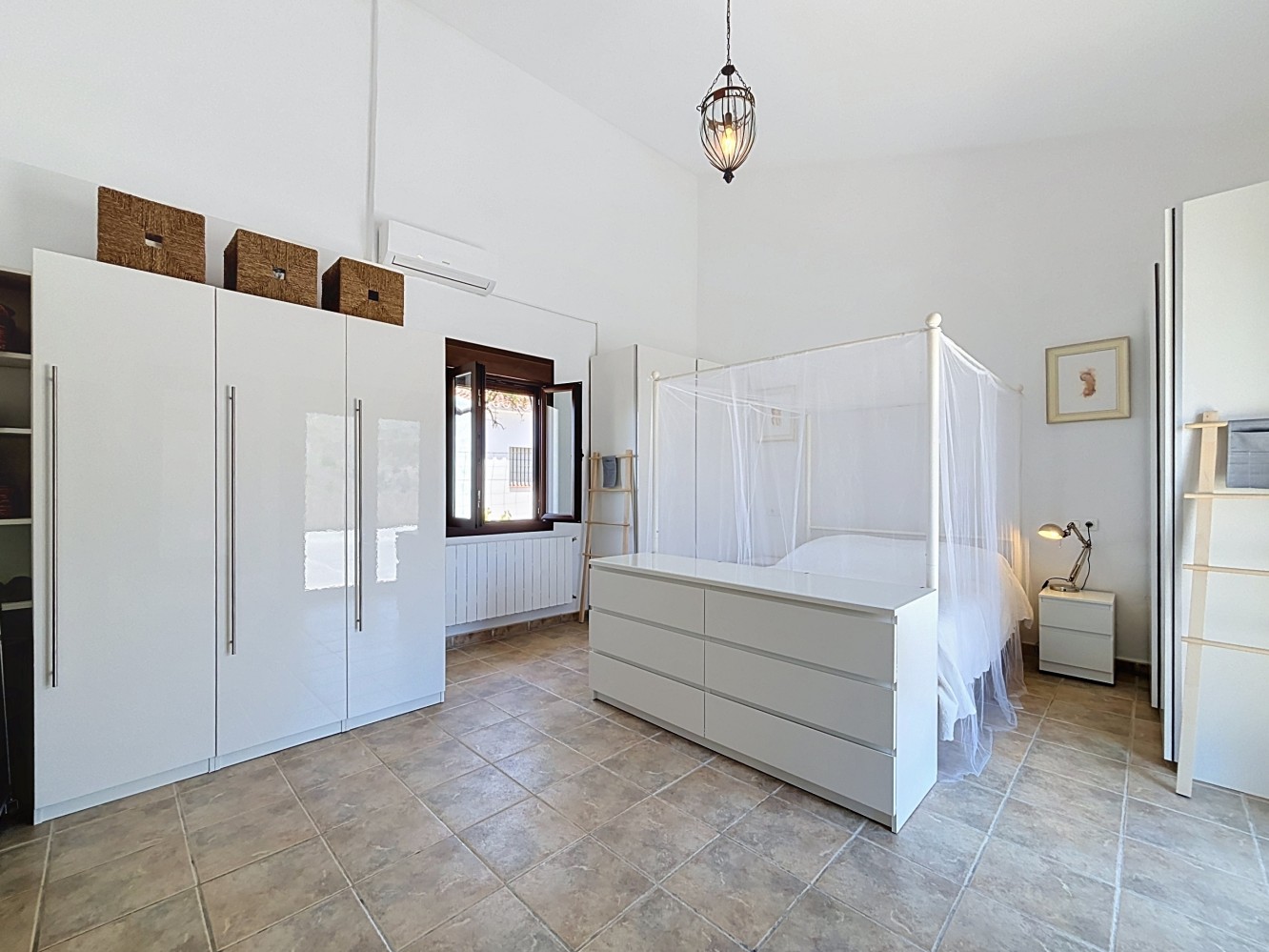 Villa for sale in Canillas de Aceituno