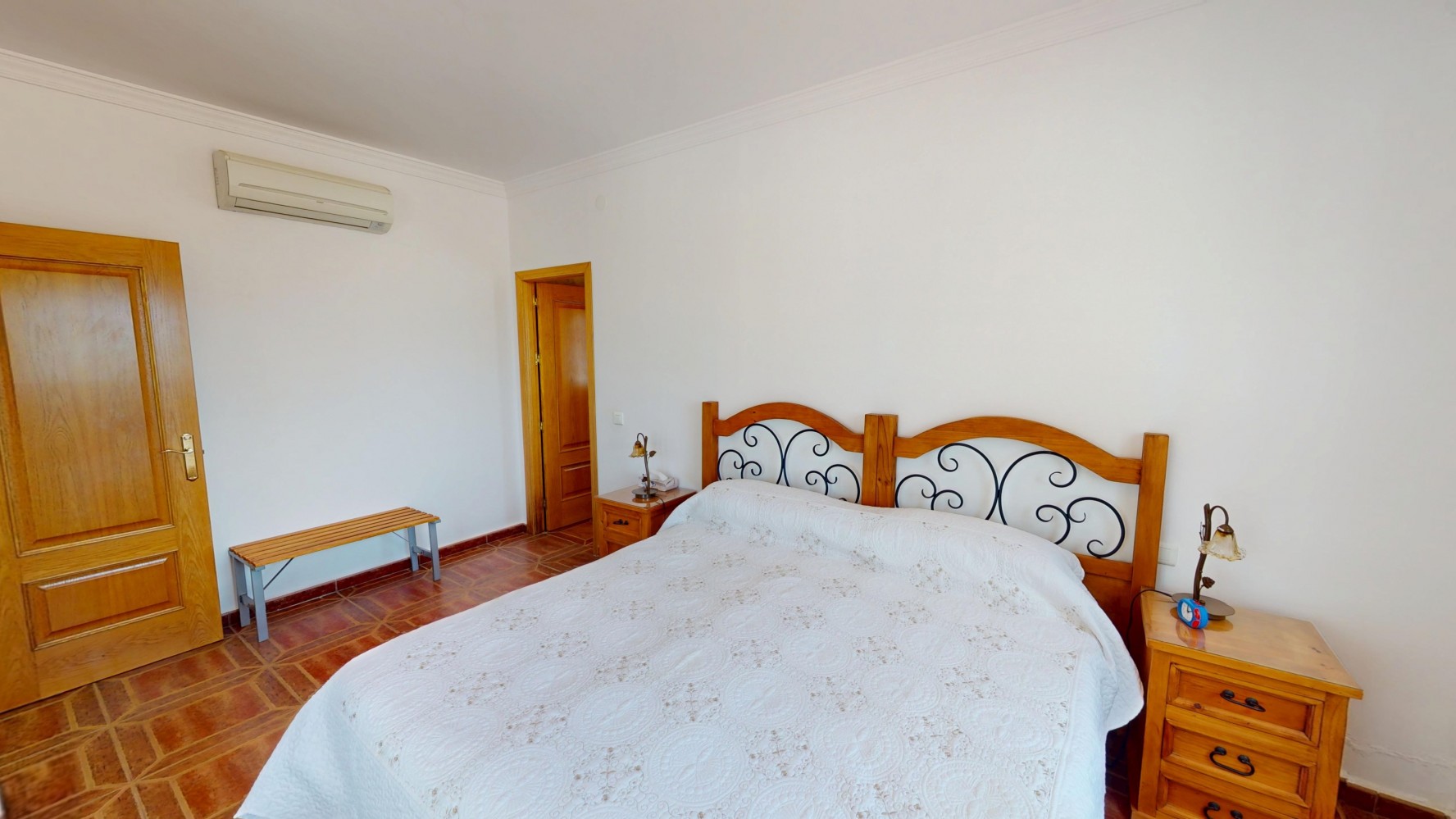 Villa for sale in Arenas