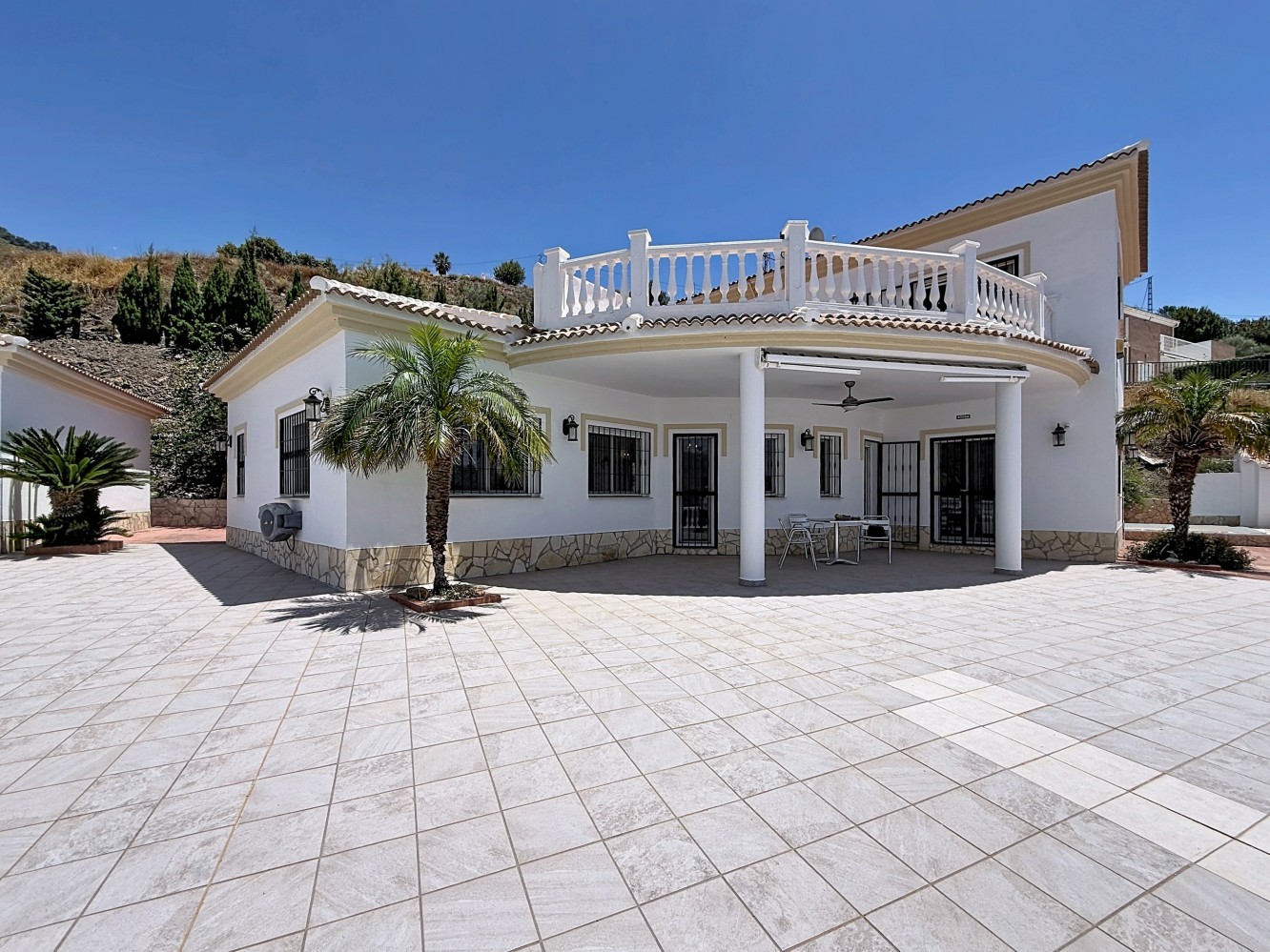 Villa for sale in Arenas