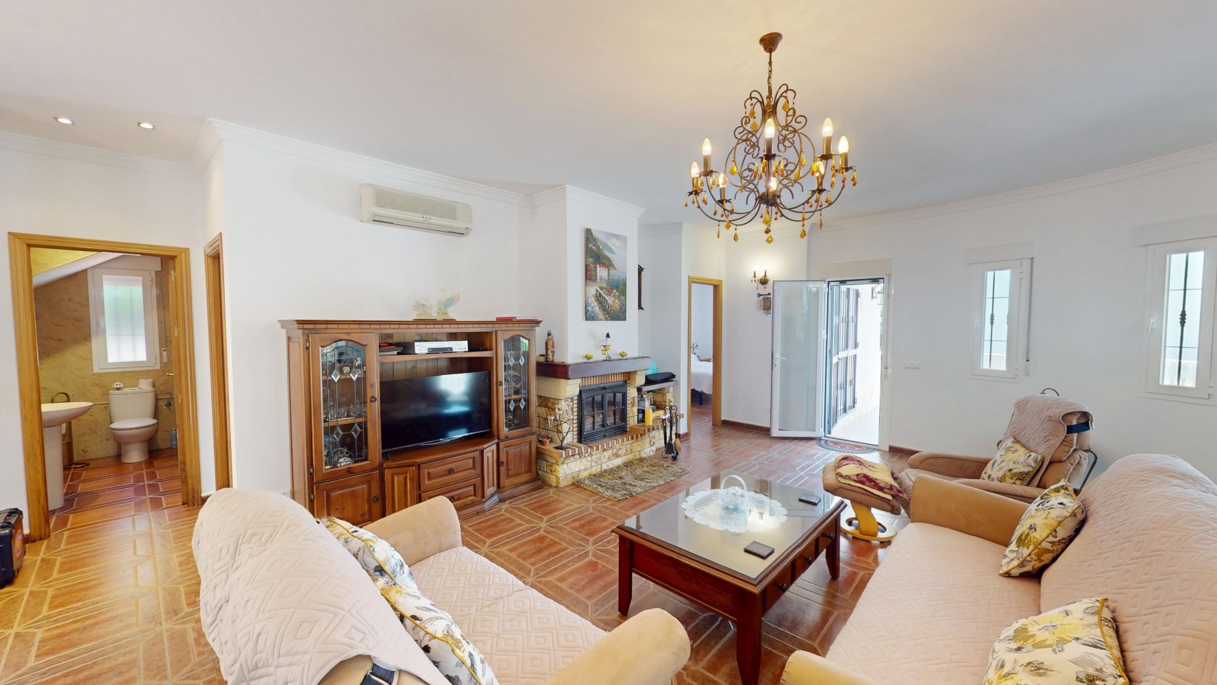 Villa for sale in Arenas