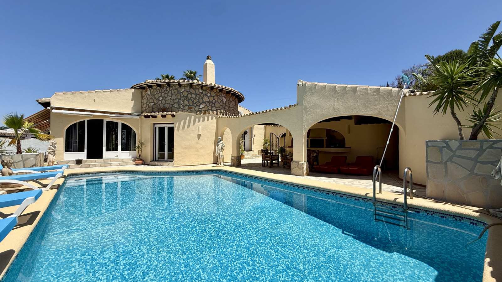 Villa for sale in Pego – Monte Pego