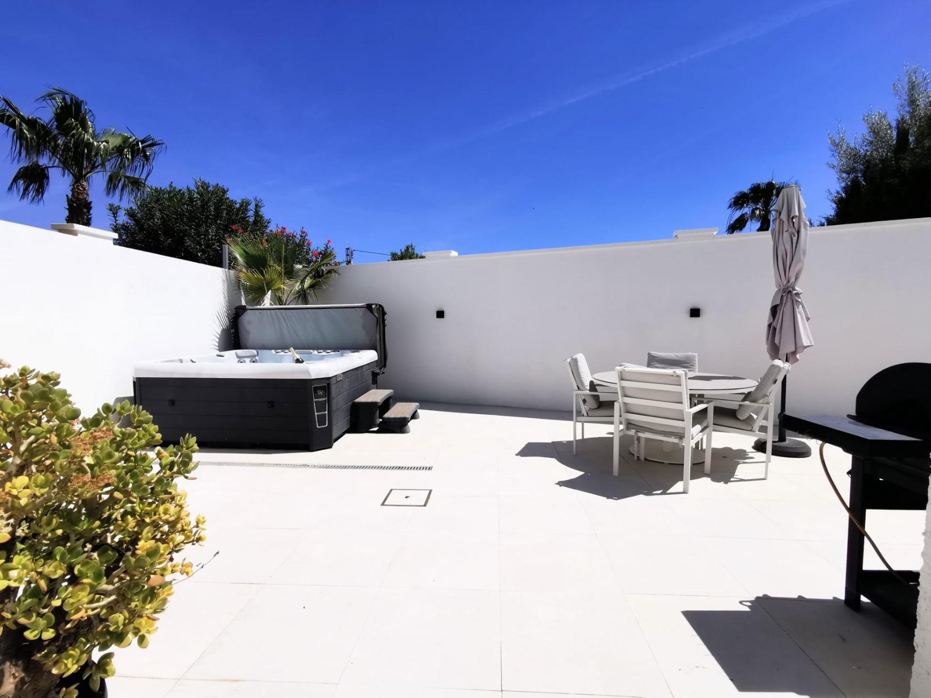 DP-36-AC-0590110244-2 Villa for sale in La Nucía
