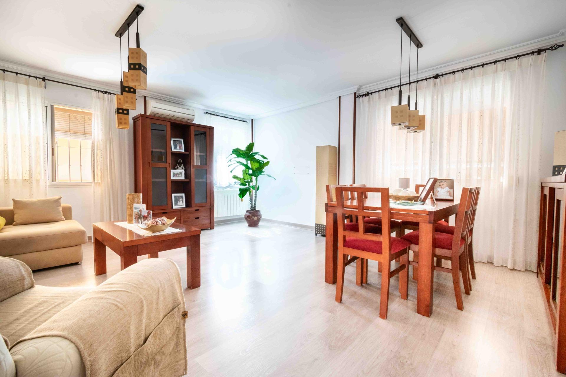 Villa for sale in La Nucía