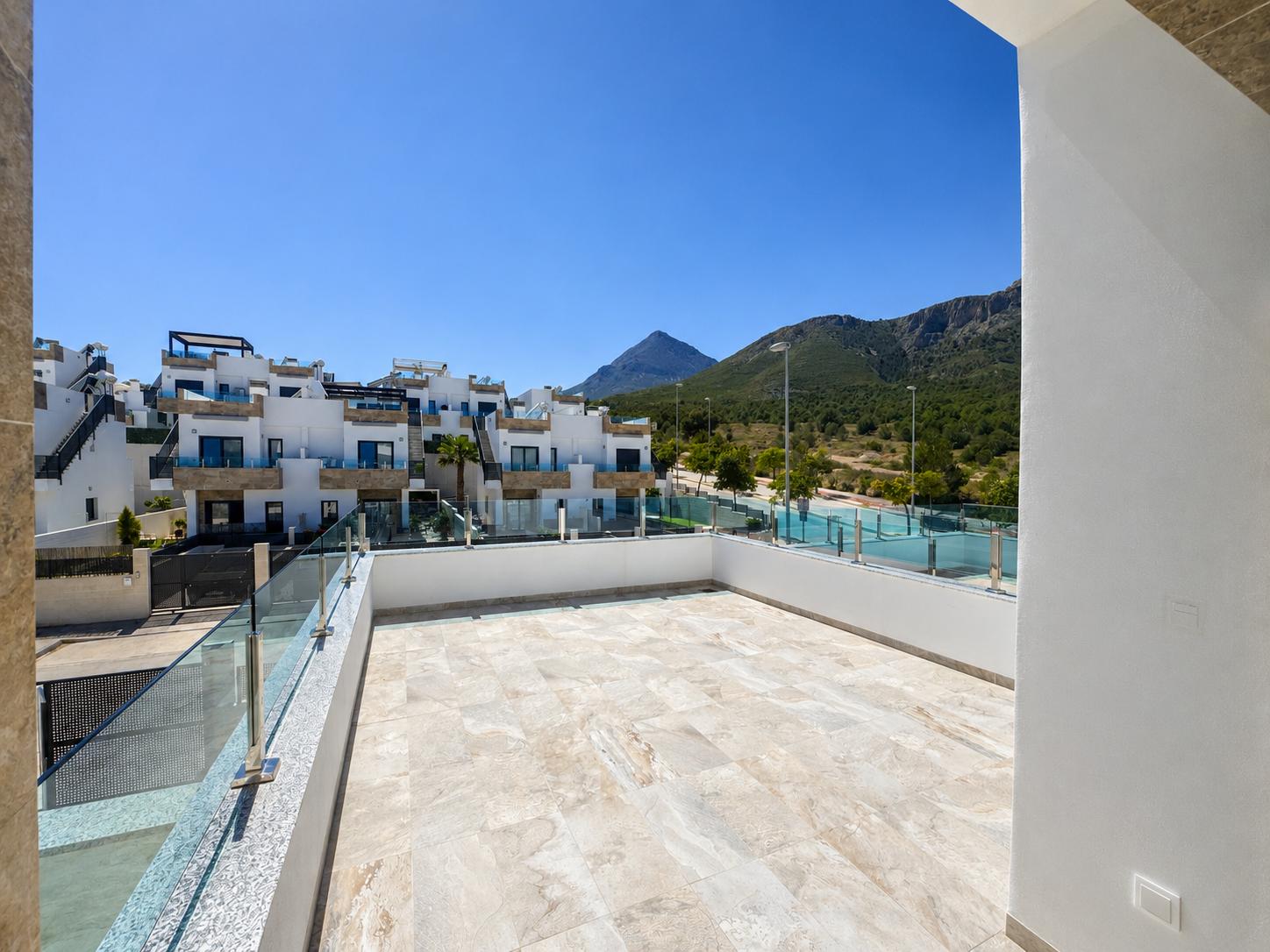 DP-40-C3XY7121NUC-15 Villa for sale in Polop