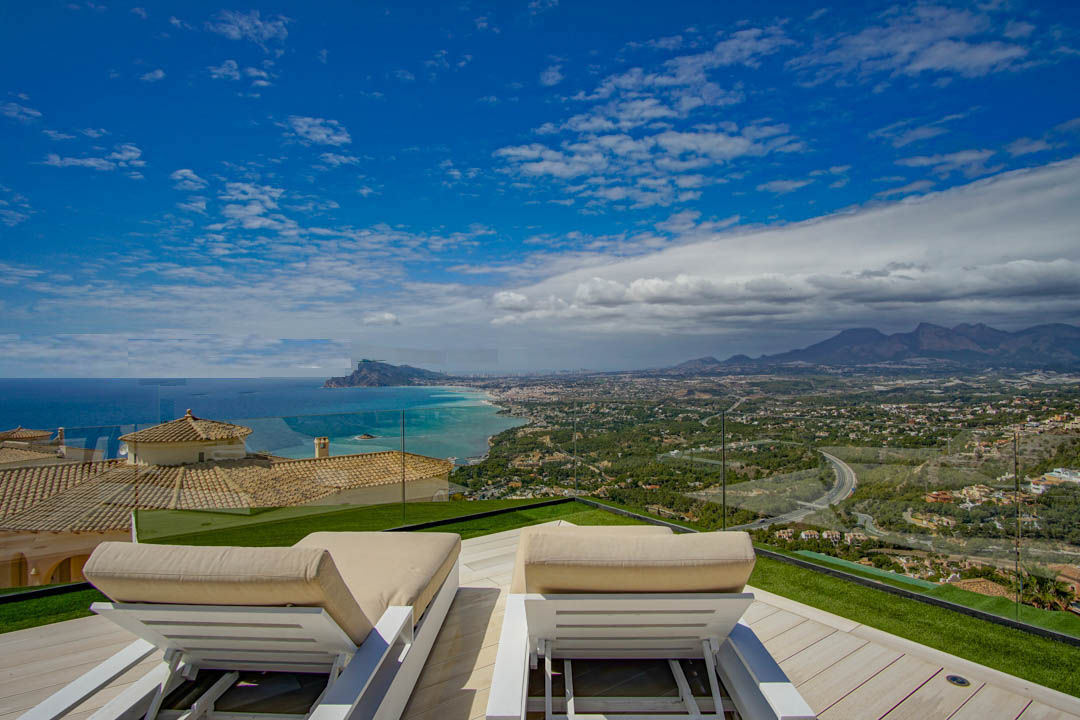 Villa for sale in Altea