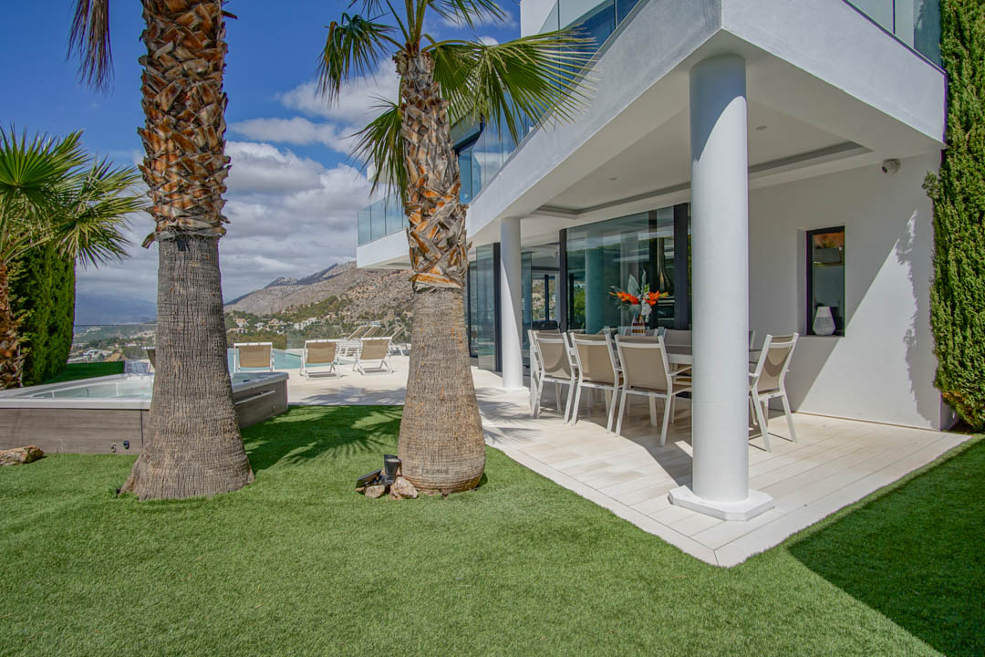 Villa for sale in Altea