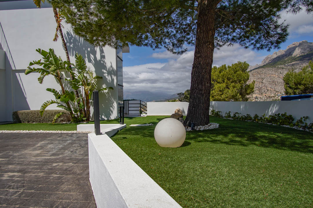 Villa for sale in Altea