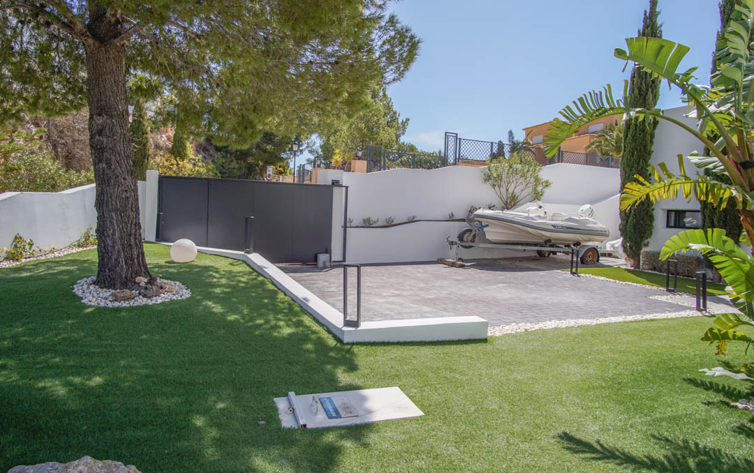Villa for sale in Altea