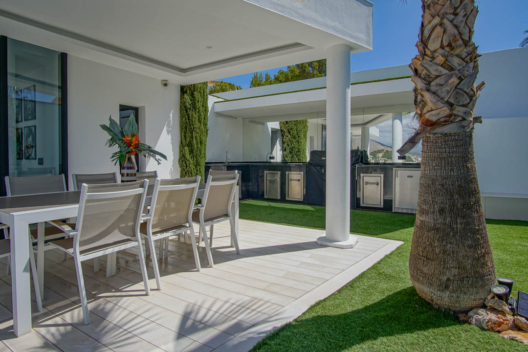 Villa for sale in Altea