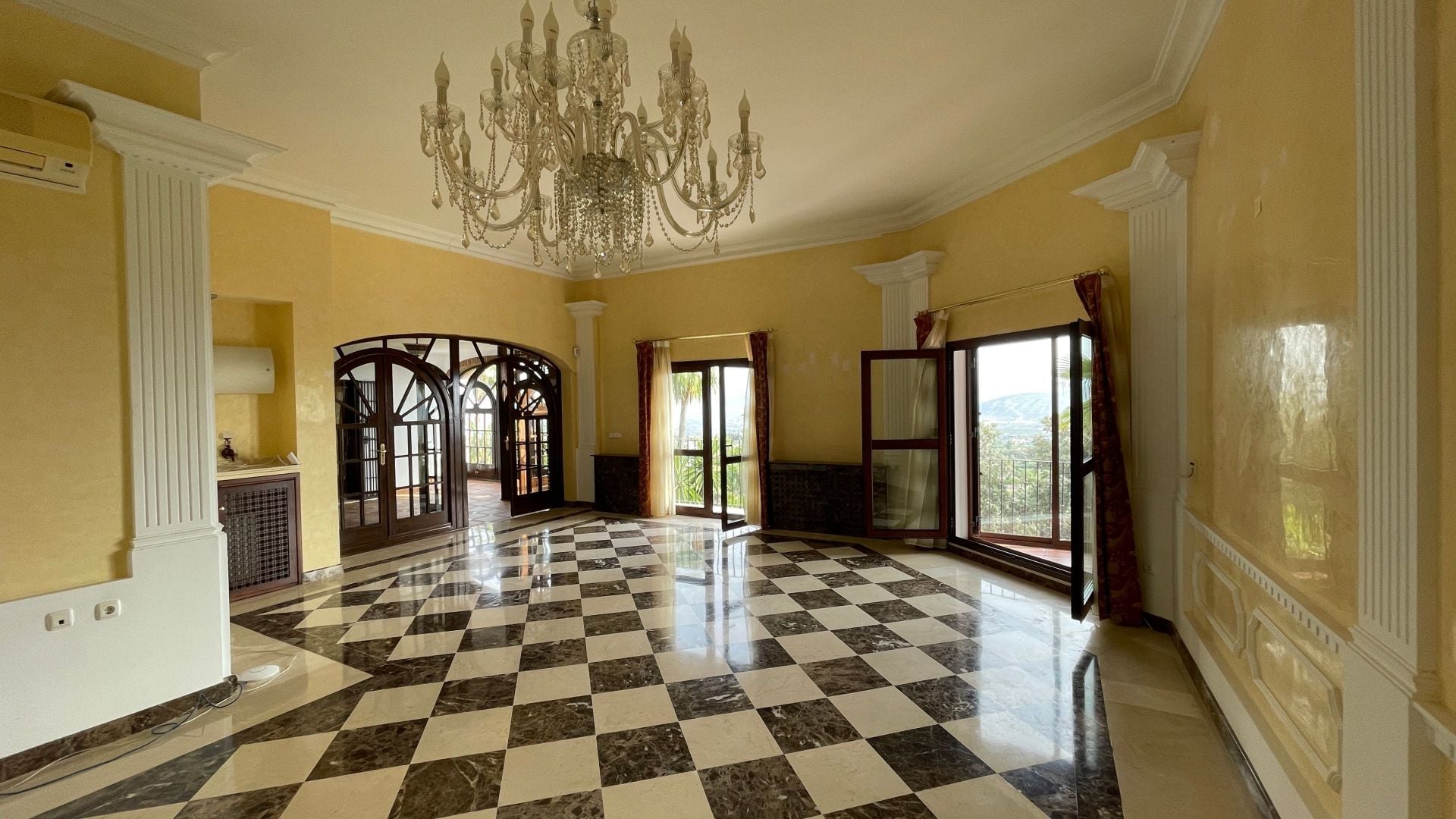 Villa for sale in Alhaurín el Grande