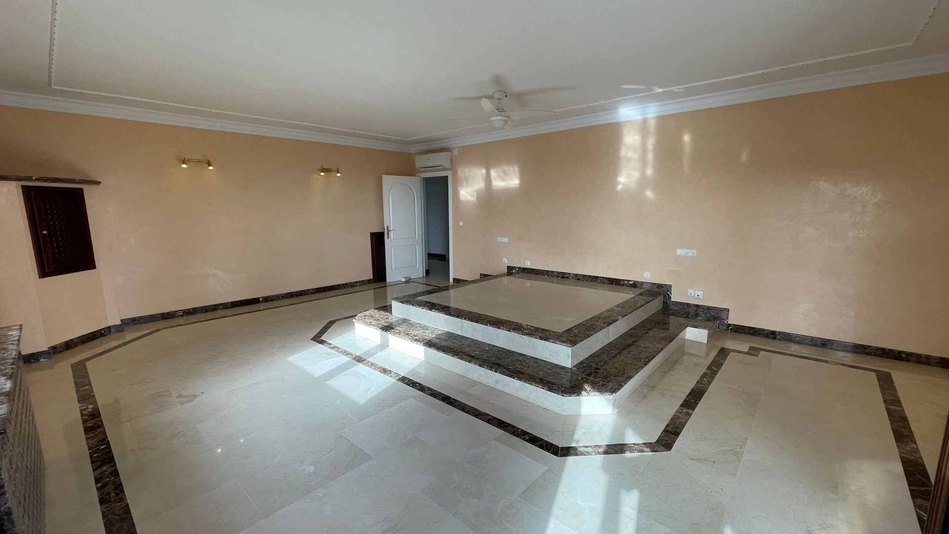 Villa for sale in Alhaurín el Grande