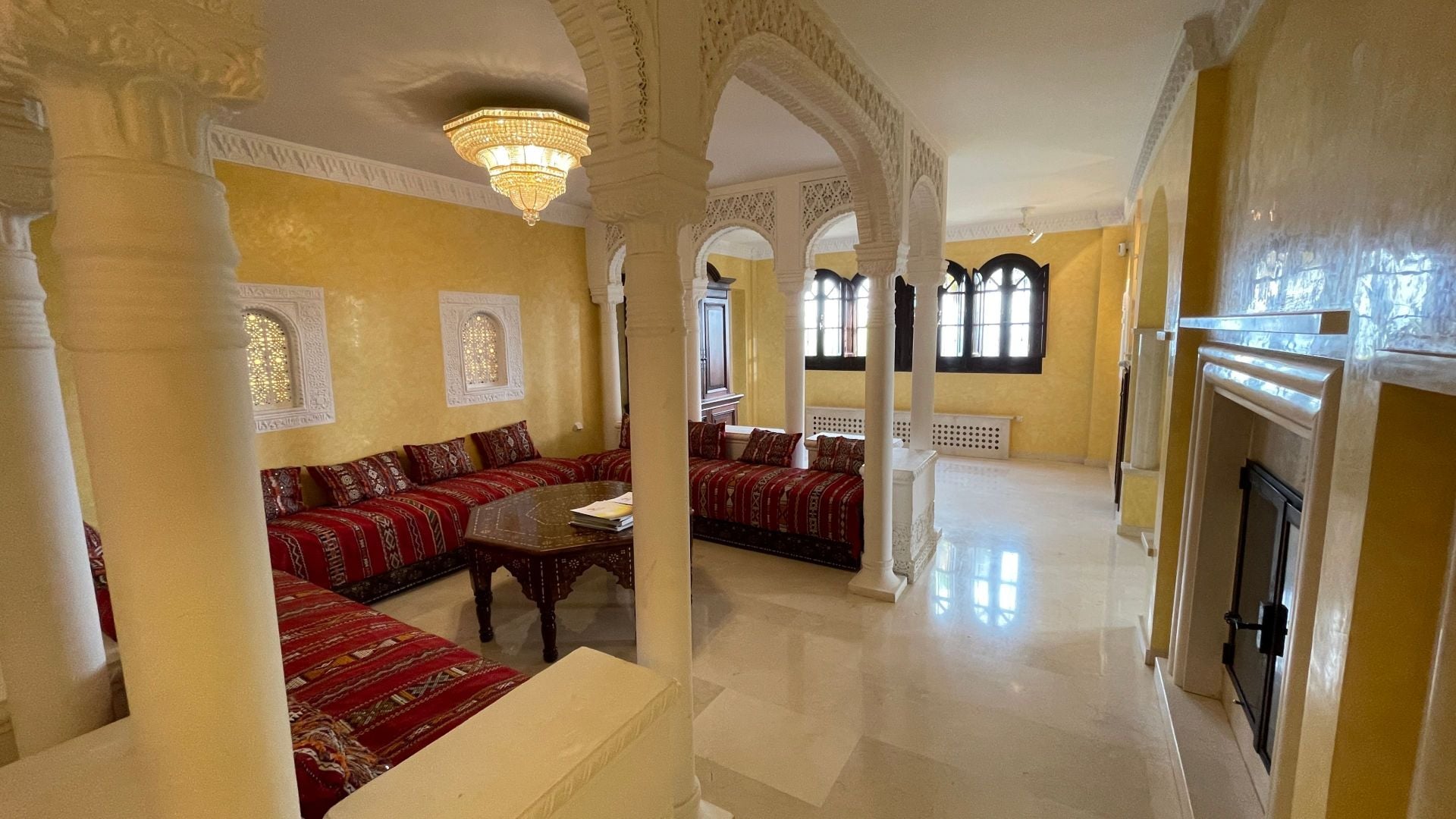 Villa for sale in Alhaurín el Grande
