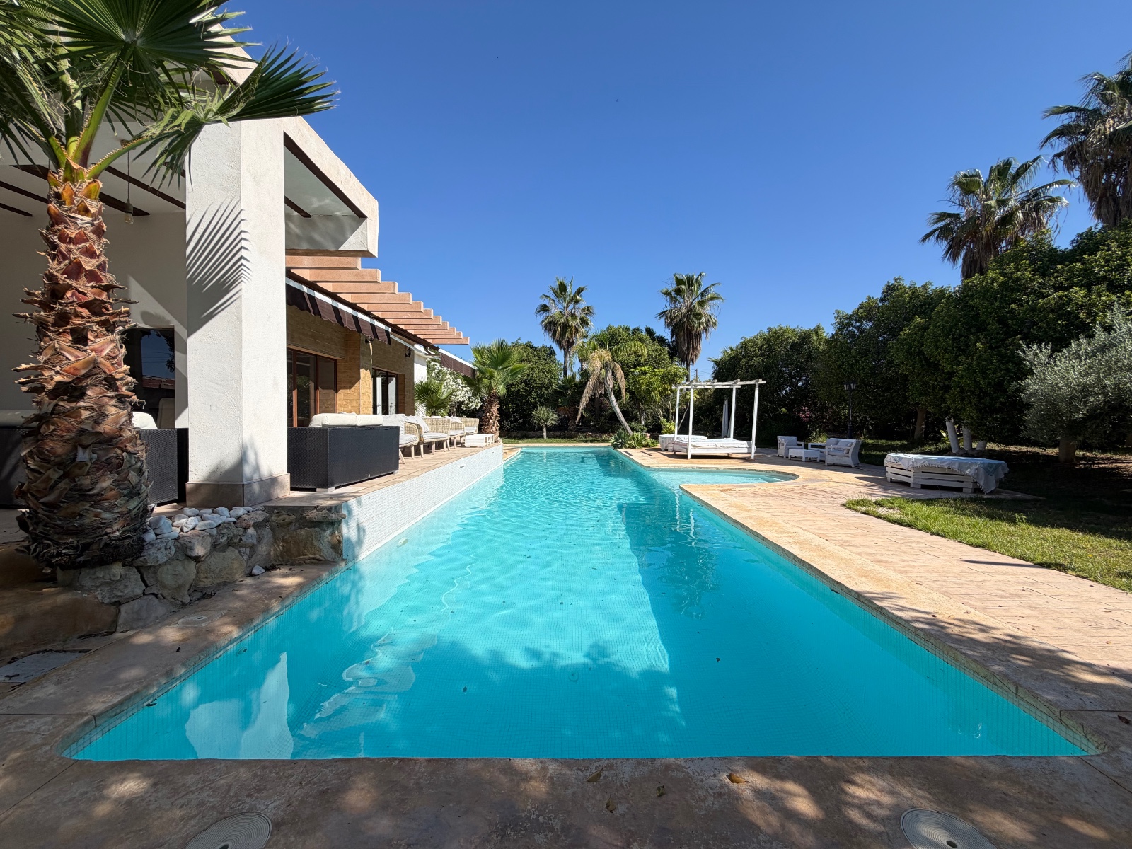 DP-54-VA2000-10 Villa for sale in Elche