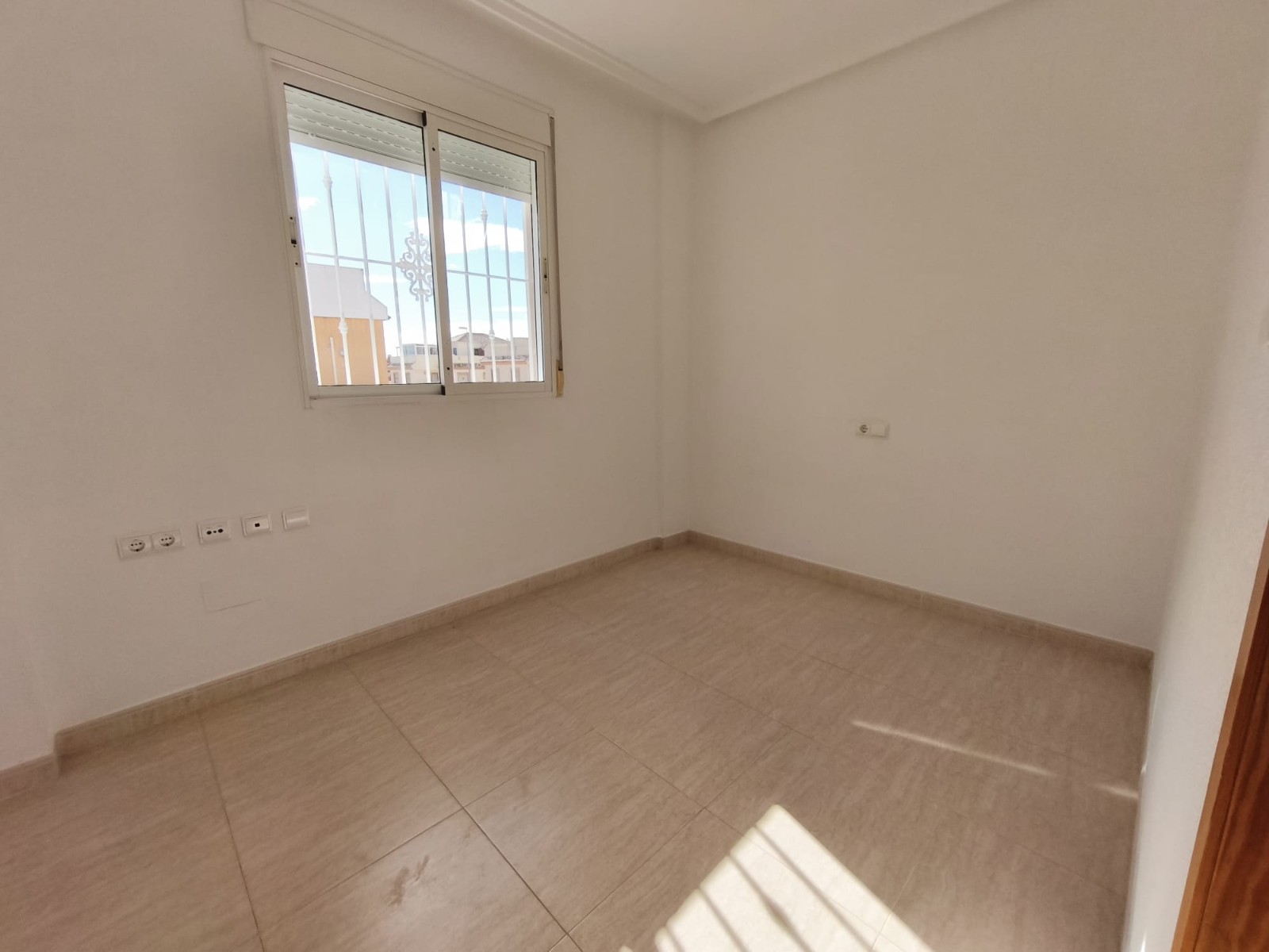DP-75-SGF2323-16 Townhouse for sale in Rojales