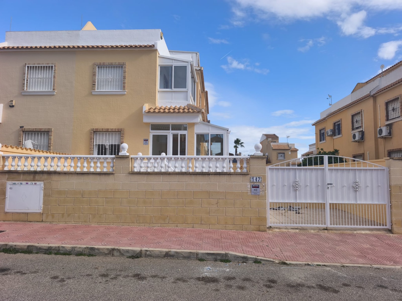 DP-75-SGF2323-4 Townhouse for sale in Rojales