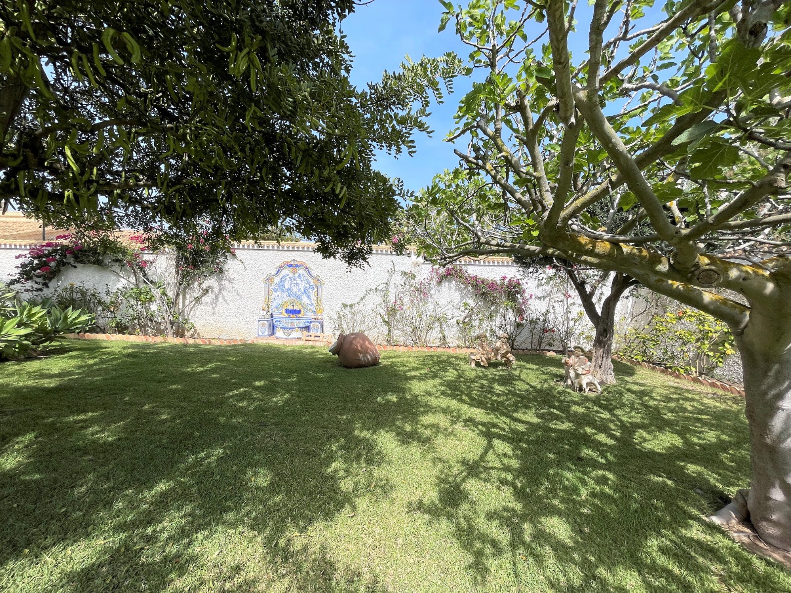 DP-75-SLS1382-8 Villa for sale in Orihuela Costa