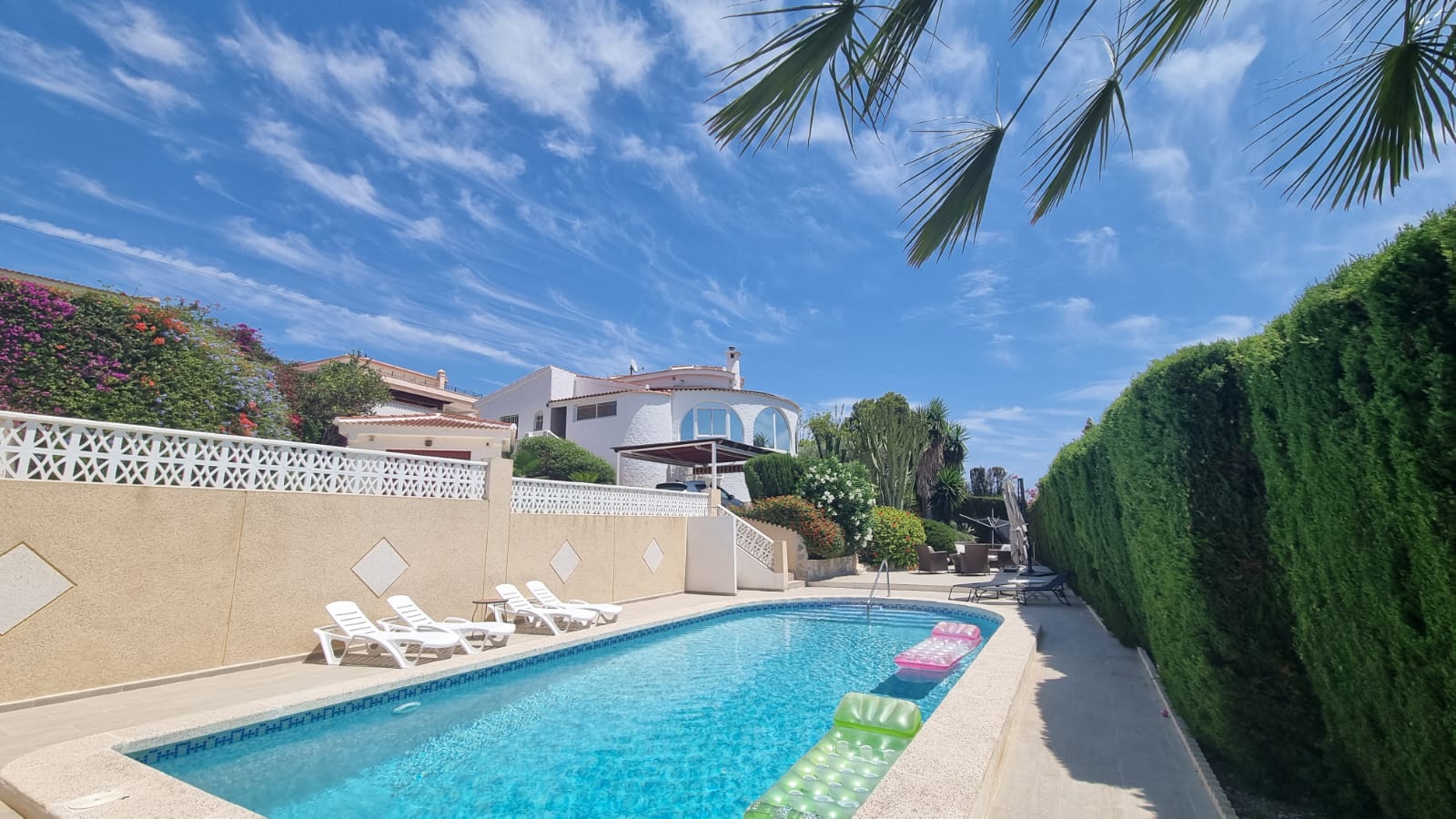 Villa for sale in Rojales