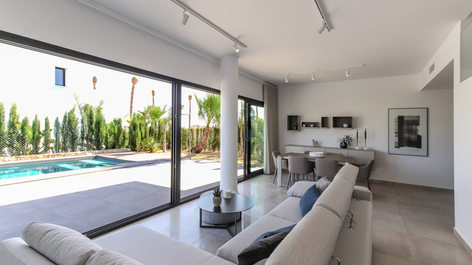 Villa for sale in Rojales