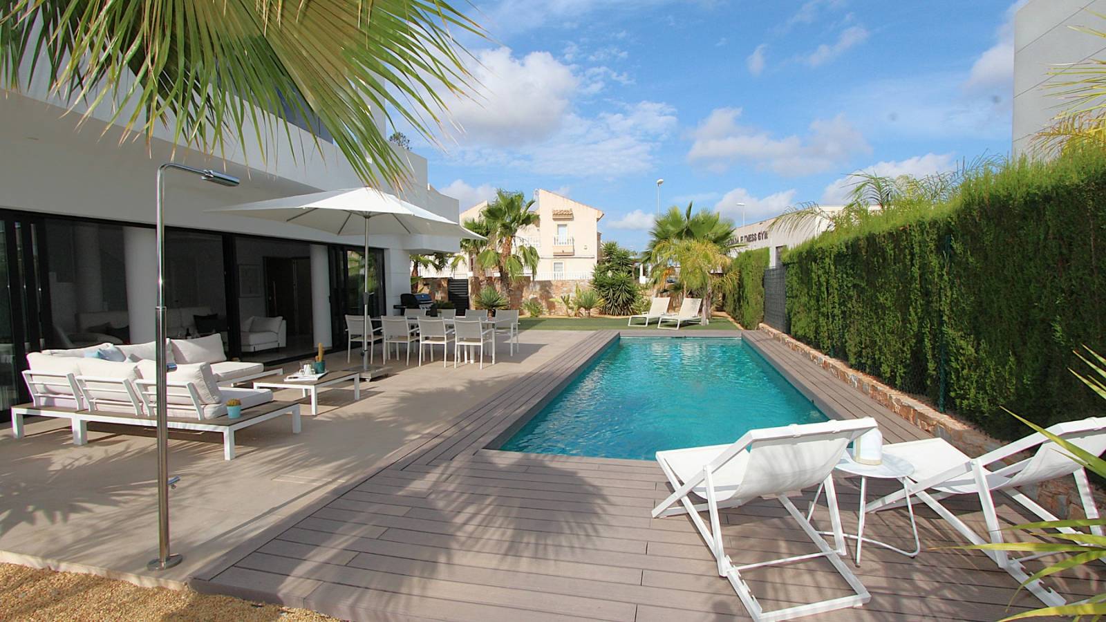 Villa for sale in Rojales