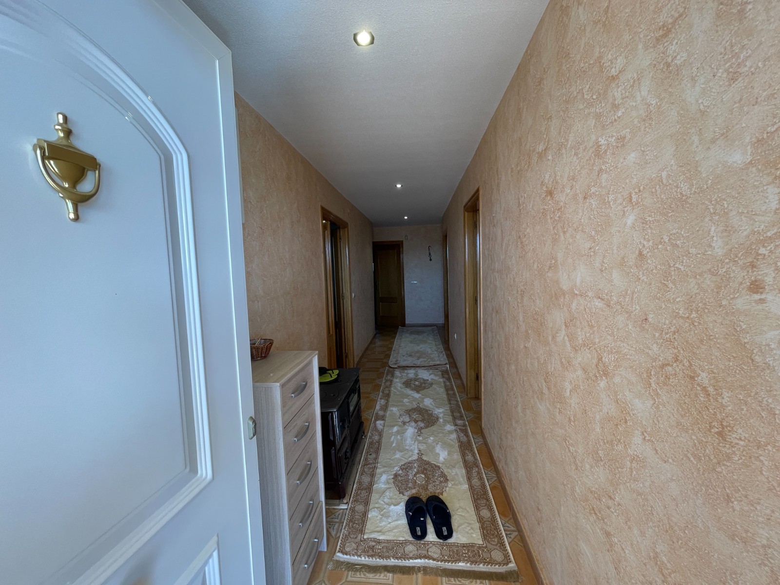 Villa for sale in Albatera