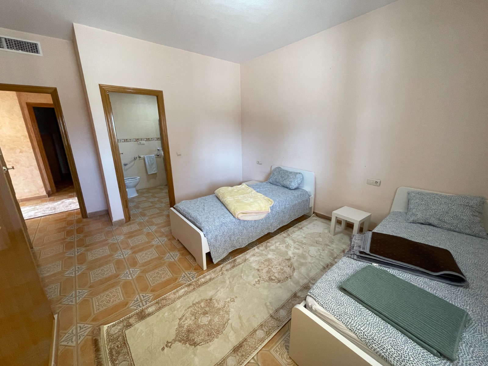 Villa for sale in Albatera